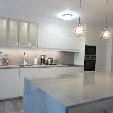 Borniol 3 Apartment *