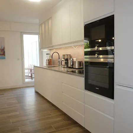 Borniol 3 Apartment *